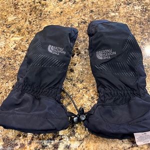 Northface black kids ski mittens